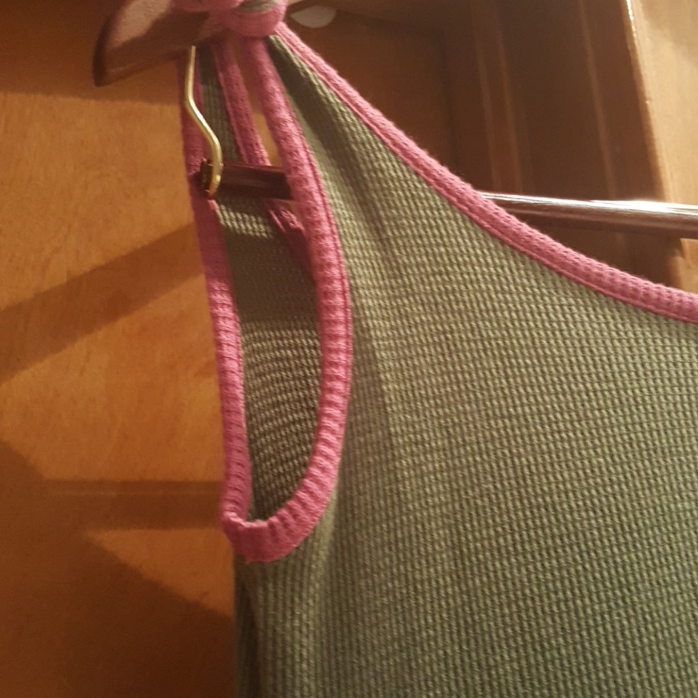 Dress - Picture 5 of 5